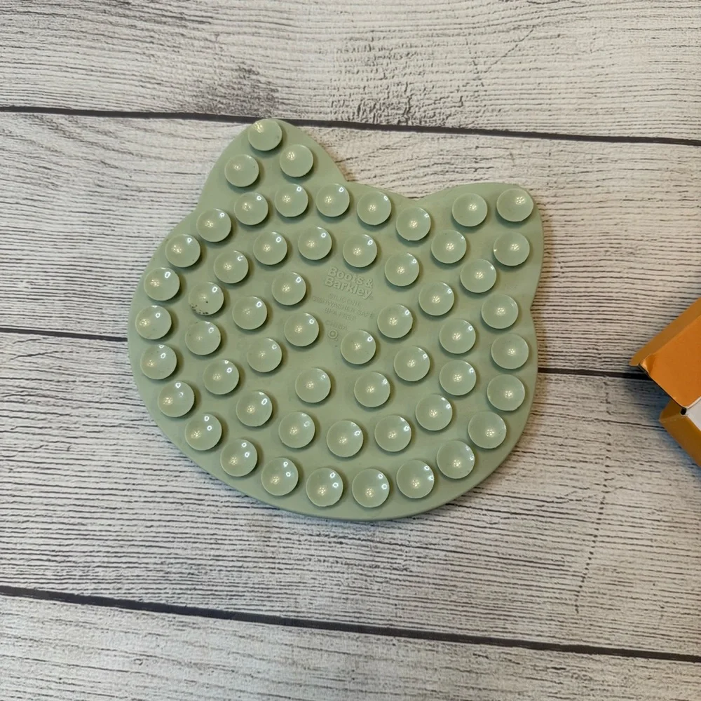 Boots & Barkley Green Cat Lick Mat